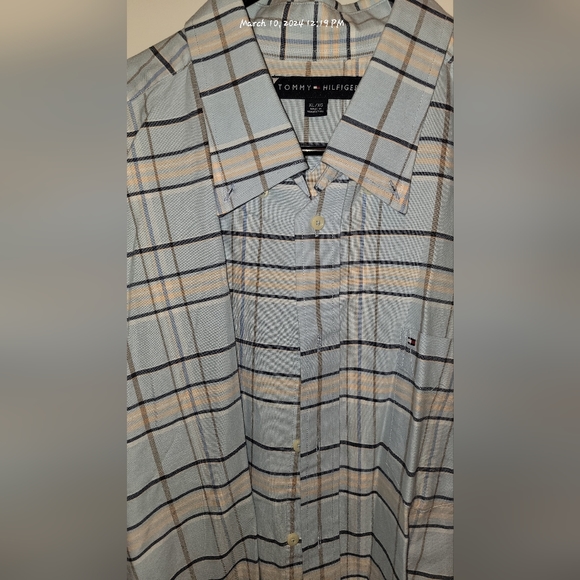 Tommy Hilfiger Shirt - Picture 3 of 3